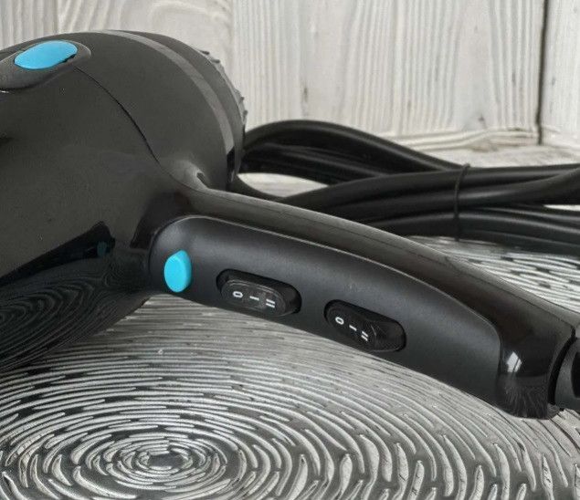 Професійний фен Mozer MZ-3100 6000 Вт з насадкою-концентратором, 3 температури, 2 швидкості, холодне повітря, захист від перегріву, для домашнього та салонного використання MZ 3100 @2 фото