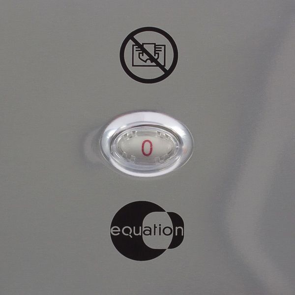 Інфрачервоний обігрівач Equation Qunit 2 1200 Вт настінний, 2 режими (600/1200 Вт), кварцові нагрівальні елементи, мотузковий вимикач, для дому, офісу і тераси Qunit 2 фото
